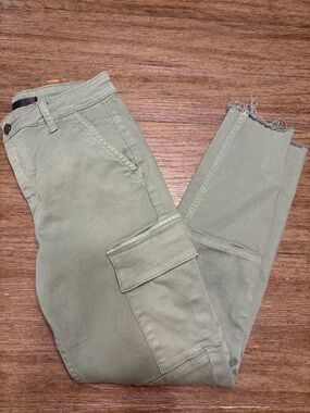 Joe's Women's The Charlie Cargo High Rise Skinny Ankle in Olive Green
